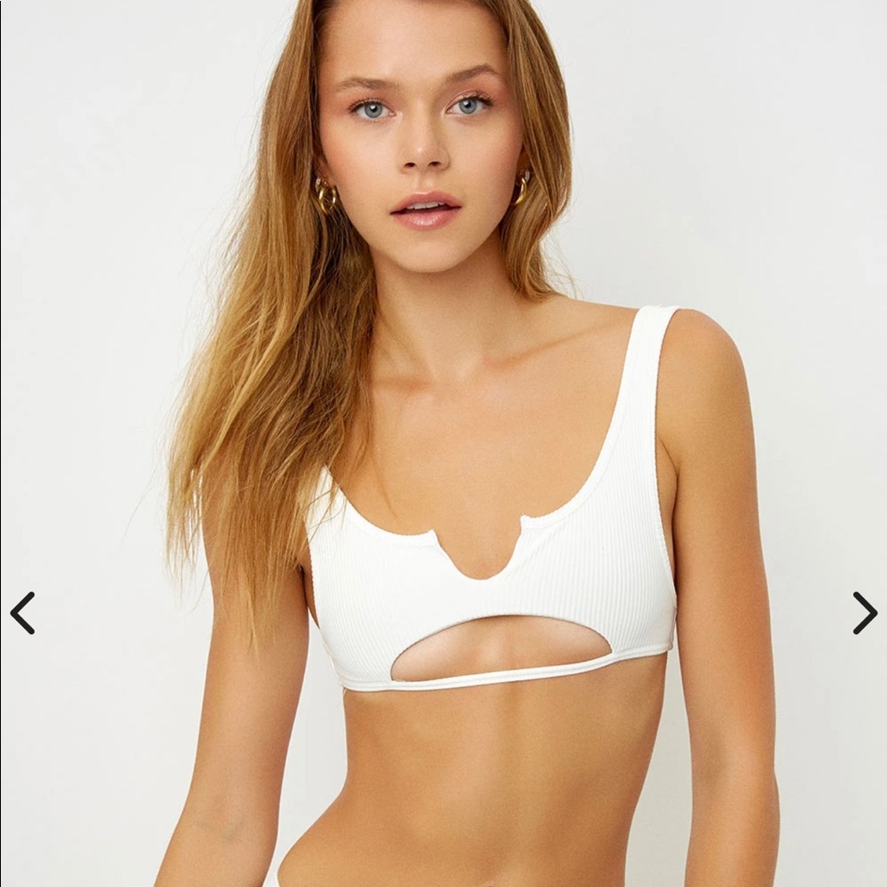 COLE RIBBED SCOOP BIKINI TOP x Frankie’s Bikinis